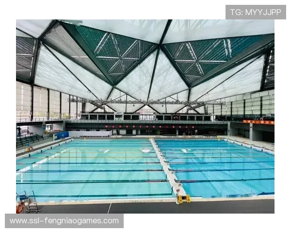 深圳大运中心游泳馆启用360度环绕声场，超高清LED屏实时追踪运动员动作